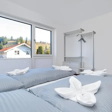 Apartment Berg Fux - 5 Neue Wohlfuehl Fewos - Bergblick, Zentral & Ruhig, Einige Fewos Mit Hund Oder Allergikerfreundlich Sonthofen