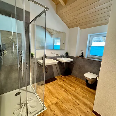 Berg Fux - 5 Neue Wohlfuehl Mit Bergblick, Balkon, Parkplatz, Nahe Oberstdorf * זונטהופן